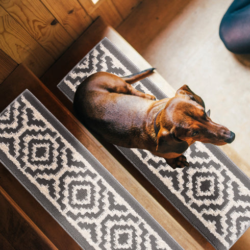 Camilla Gray/White Authentic Turkish Premium Quality Stair Rugs - Medium Pile - Machine Washable Indoor Carpet Stair Treads-Multi Pack Sets With TPE Backing