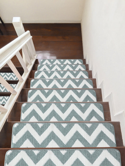 Teal Wavy Carpet Stair Treads (Set of 13)