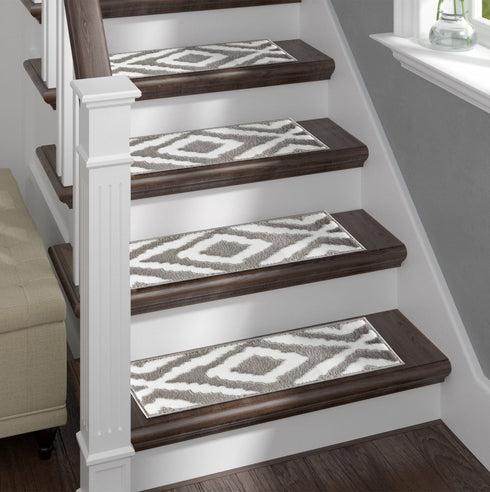 Meadow - Low Pile Geometric Grey Stair Treads (Set of 13)