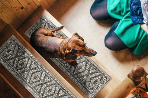 Diamond Aura - Dark Gray Shag Stair Treads (Pack of 13)